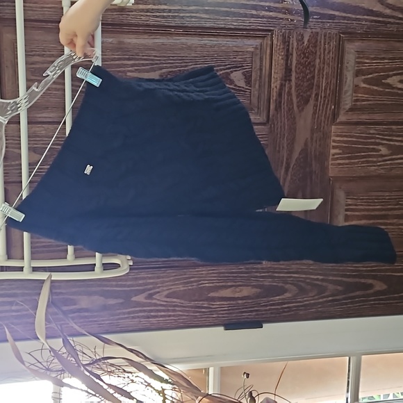 240 NWT FOR LOVE & LEMONS CROCHETED SWEATER - Picture 3 of 3